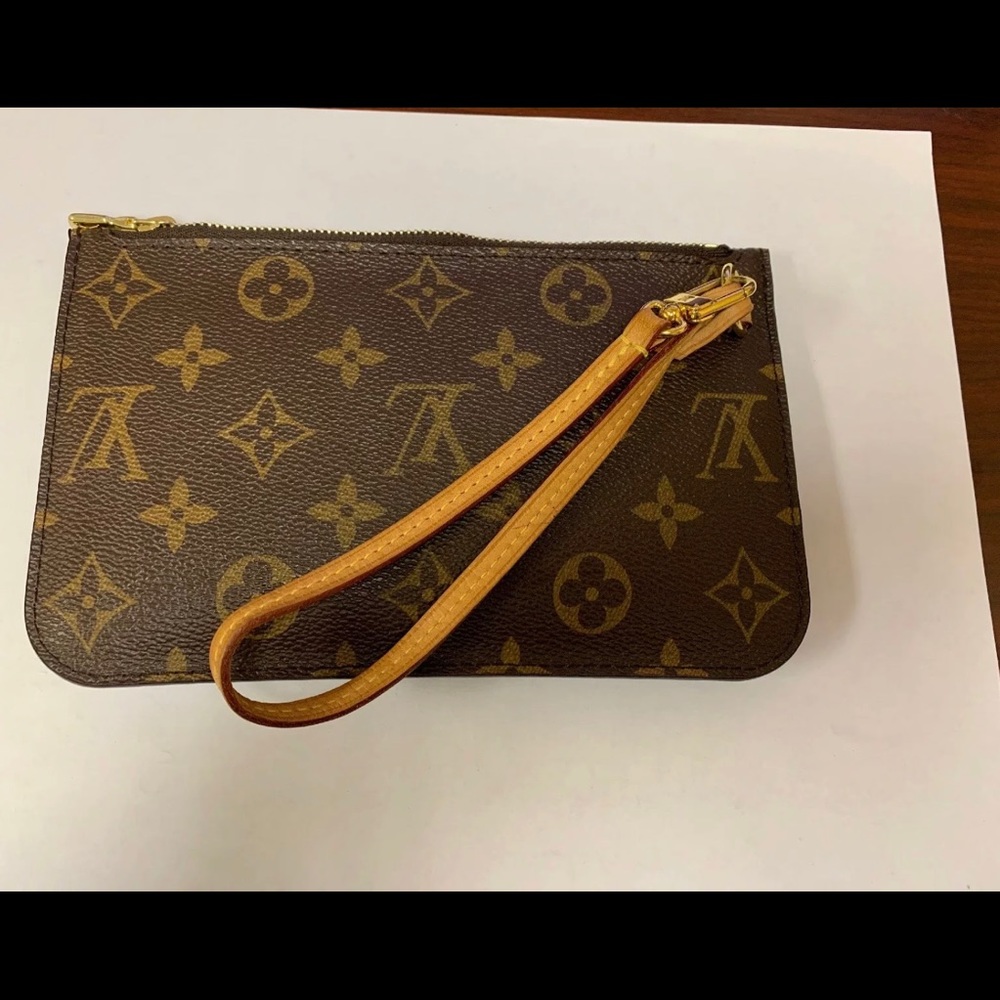Louis Vuitton Monogram Pouch PM